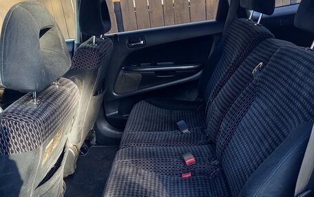 Honda Stream I рестайлинг, 2003 год, 650 000 рублей, 12 фотография