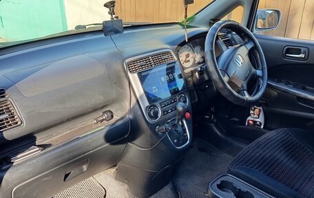 Honda Stream I рестайлинг, 2003 год, 650 000 рублей, 14 фотография