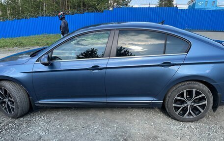 Volkswagen Passat B8 рестайлинг, 2015 год, 1 550 000 рублей, 2 фотография