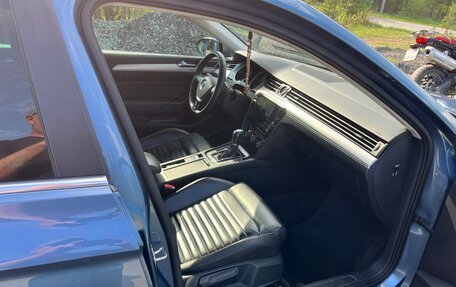 Volkswagen Passat B8 рестайлинг, 2015 год, 1 550 000 рублей, 8 фотография