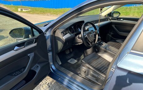 Volkswagen Passat B8 рестайлинг, 2015 год, 1 550 000 рублей, 11 фотография