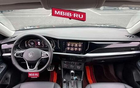 Volkswagen Passat B8 рестайлинг, 2023 год, 1 790 000 рублей, 6 фотография