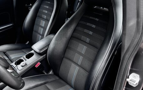 Mercedes-Benz CLA, 2016 год, 1 900 000 рублей, 22 фотография