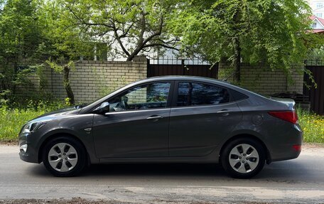 Hyundai Solaris II рестайлинг, 2015 год, 1 129 999 рублей, 3 фотография