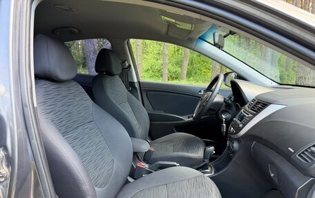 Hyundai Solaris II рестайлинг, 2015 год, 1 129 999 рублей, 26 фотография