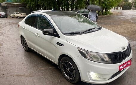 KIA Rio III рестайлинг, 2012 год, 700 000 рублей, 3 фотография