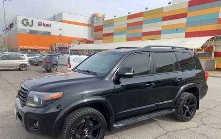 Toyota Land Cruiser 200, 2013 год, 3 500 000 рублей, 2 фотография