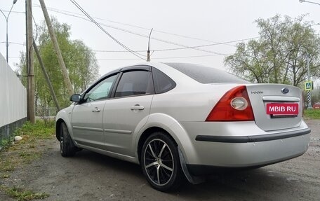 Ford Focus II рестайлинг, 2005 год, 390 000 рублей, 5 фотография
