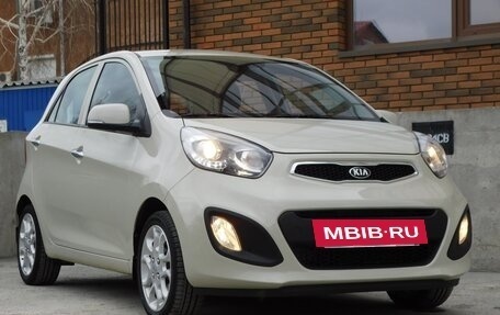 KIA Picanto II, 2013 год, 1 136 000 рублей, 8 фотография