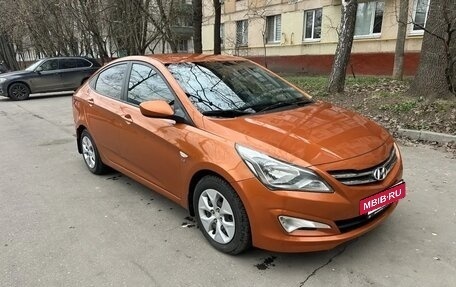 Hyundai Solaris II рестайлинг, 2015 год, 1 000 000 рублей, 7 фотография