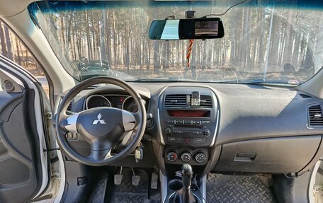 Mitsubishi ASX I рестайлинг, 2012 год, 990 000 рублей, 11 фотография