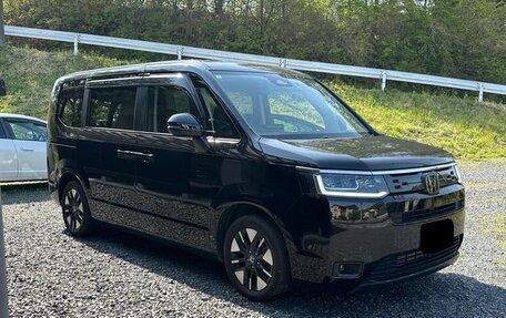 Honda Stepwgn, 2022 год, 2 285 000 рублей, 6 фотография