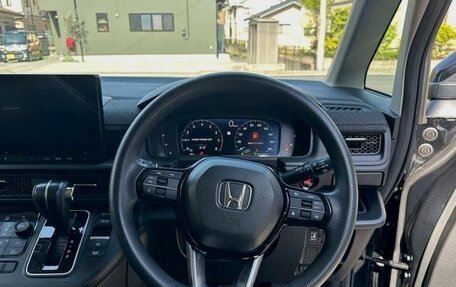 Honda Stepwgn, 2022 год, 2 285 000 рублей, 10 фотография