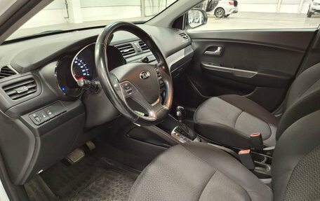 KIA Rio III рестайлинг, 2016 год, 1 099 000 рублей, 20 фотография