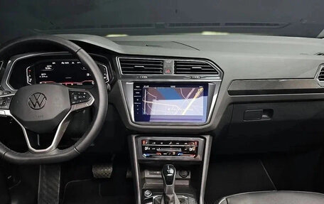 Volkswagen Tiguan II, 2022 год, 2 900 000 рублей, 5 фотография