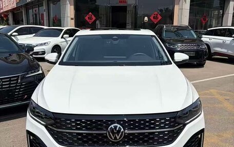 Volkswagen Lavida, 2025 год, 1 520 000 рублей, 2 фотография