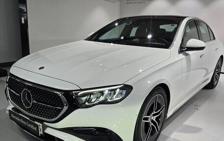 Mercedes-Benz E-Класс, 2025 год, 6 450 000 рублей, 2 фотография