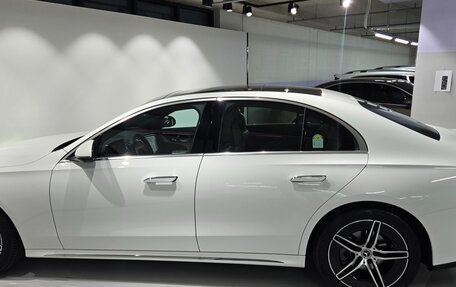 Mercedes-Benz E-Класс, 2025 год, 6 450 000 рублей, 6 фотография