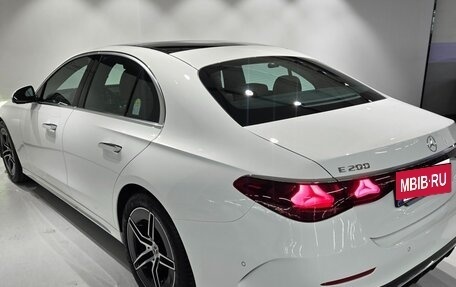 Mercedes-Benz E-Класс, 2025 год, 6 450 000 рублей, 5 фотография