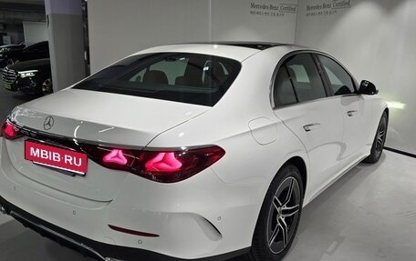 Mercedes-Benz E-Класс, 2025 год, 6 450 000 рублей, 8 фотография