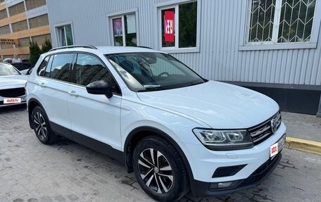 Volkswagen Tiguan II, 2020 год, 2 640 000 рублей, 3 фотография