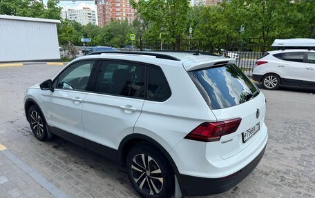 Volkswagen Tiguan II, 2020 год, 2 640 000 рублей, 5 фотография