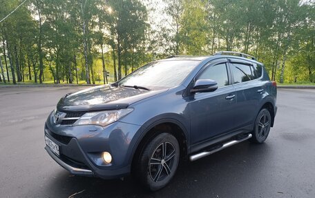 Toyota RAV4, 2013 год, 2 100 000 рублей, 2 фотография