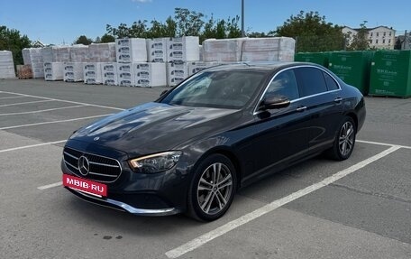 Mercedes-Benz E-Класс, 2021 год, 5 500 000 рублей, 16 фотография