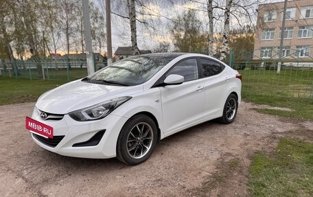 Hyundai Elantra V, 2015 год, 920 000 рублей, 12 фотография