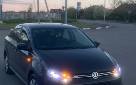 Volkswagen Polo VI (EU Market), 2013 год, 830 000 рублей, 2 фотография