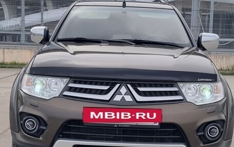 Mitsubishi Pajero Sport II рестайлинг, 2014 год, 2 300 000 рублей, 8 фотография