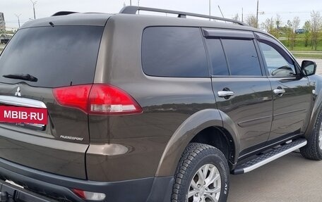 Mitsubishi Pajero Sport II рестайлинг, 2014 год, 2 300 000 рублей, 5 фотография