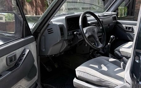 Nissan Patrol, 1994 год, 909 000 рублей, 16 фотография