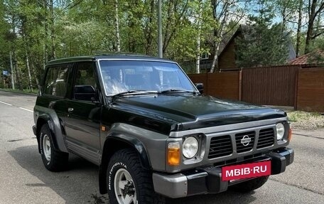 Nissan Patrol, 1994 год, 909 000 рублей, 2 фотография