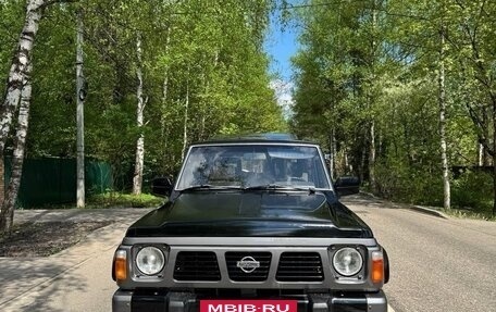 Nissan Patrol, 1994 год, 909 000 рублей, 10 фотография