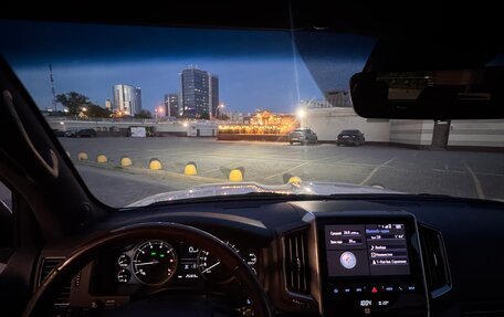 Toyota Land Cruiser 200, 2019 год, 10 000 000 рублей, 5 фотография