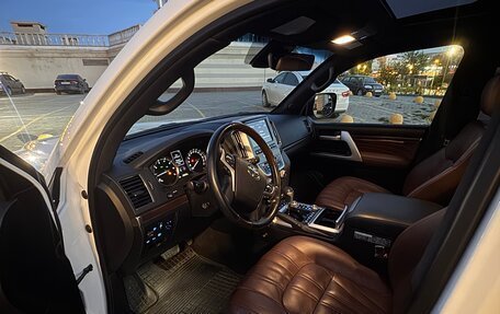 Toyota Land Cruiser 200, 2019 год, 10 000 000 рублей, 7 фотография