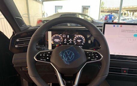 Volkswagen Tiguan II, 2026 год, 4 800 000 рублей, 12 фотография