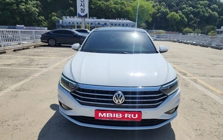 Volkswagen Jetta VII, 2021 год, 1 570 007 рублей, 2 фотография