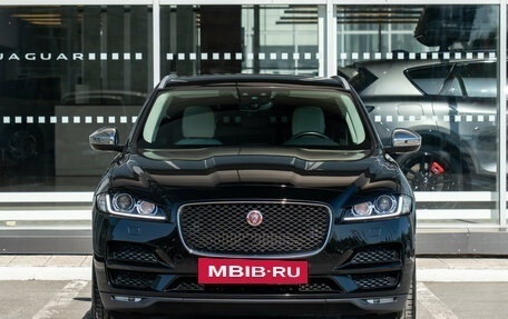 Jaguar F-Pace, 2019 год, 3 300 000 рублей, 7 фотография