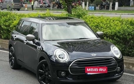 MINI Clubman, 2021 год, 2 490 222 рублей, 9 фотография