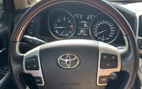 Toyota Land Cruiser 200, 2014 год, 4 000 000 рублей, 8 фотография