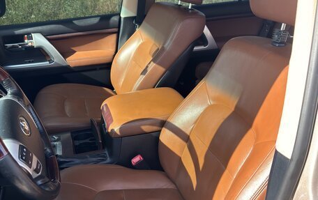 Toyota Land Cruiser 200, 2014 год, 4 000 000 рублей, 13 фотография