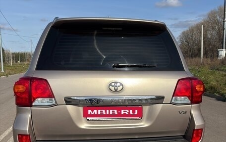 Toyota Land Cruiser 200, 2014 год, 4 000 000 рублей, 21 фотография