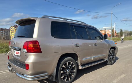 Toyota Land Cruiser 200, 2014 год, 4 000 000 рублей, 22 фотография