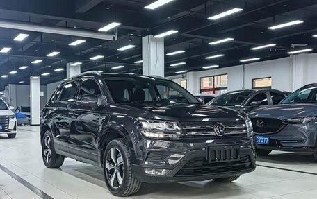 Volkswagen Tharu, 2022 год, 1 415 000 рублей, 2 фотография