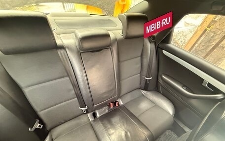Audi A4, 2006 год, 300 000 рублей, 11 фотография