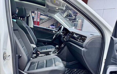 Volkswagen T-Roc I, 2021 год, 1 440 000 рублей, 18 фотография