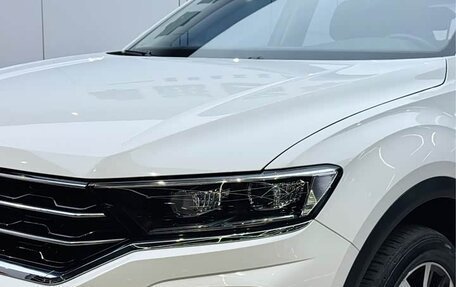 Volkswagen T-Roc I, 2021 год, 1 440 000 рублей, 22 фотография