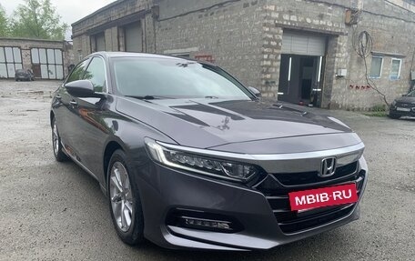 Honda Accord IX рестайлинг, 2020 год, 2 900 000 рублей, 3 фотография
